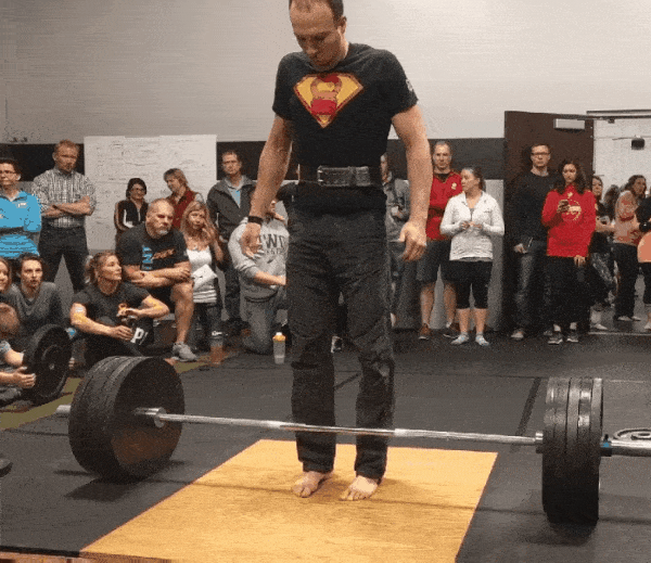 Coach Ryan deadlift at the Tactical Strength Challenge